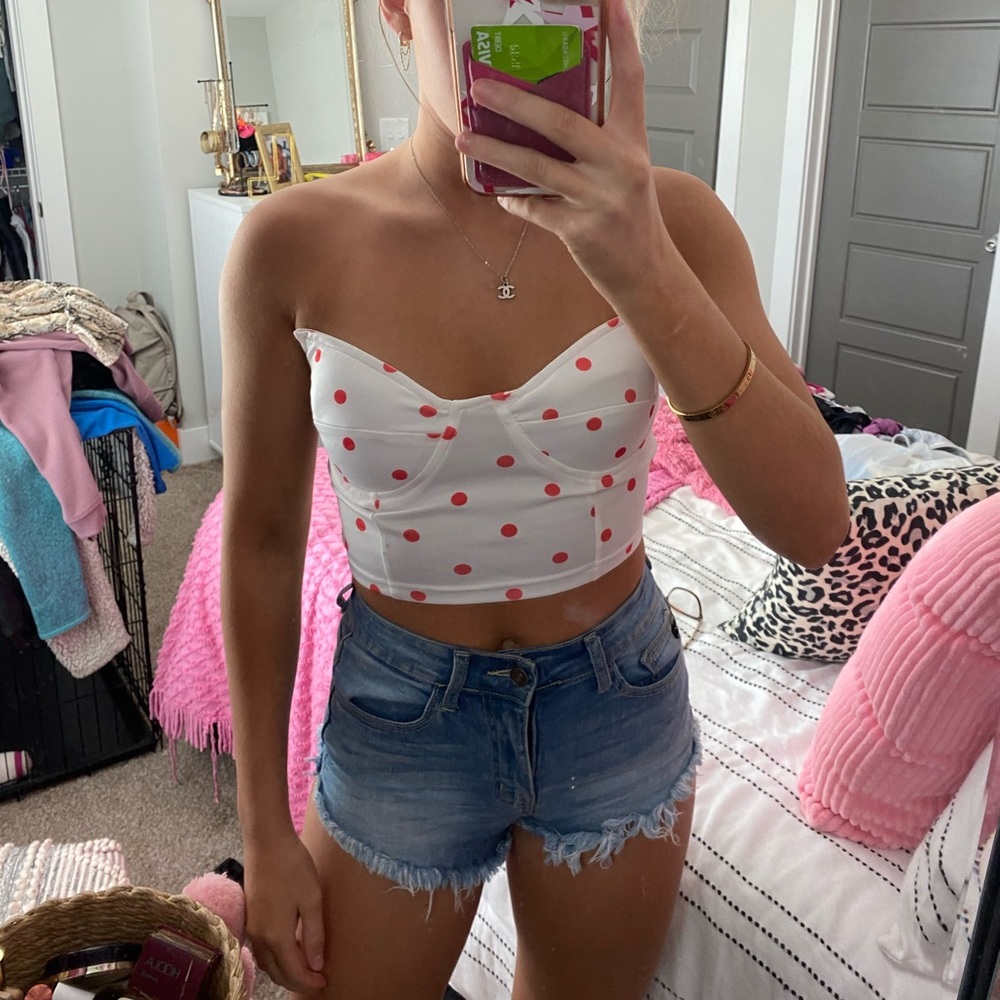 crop top